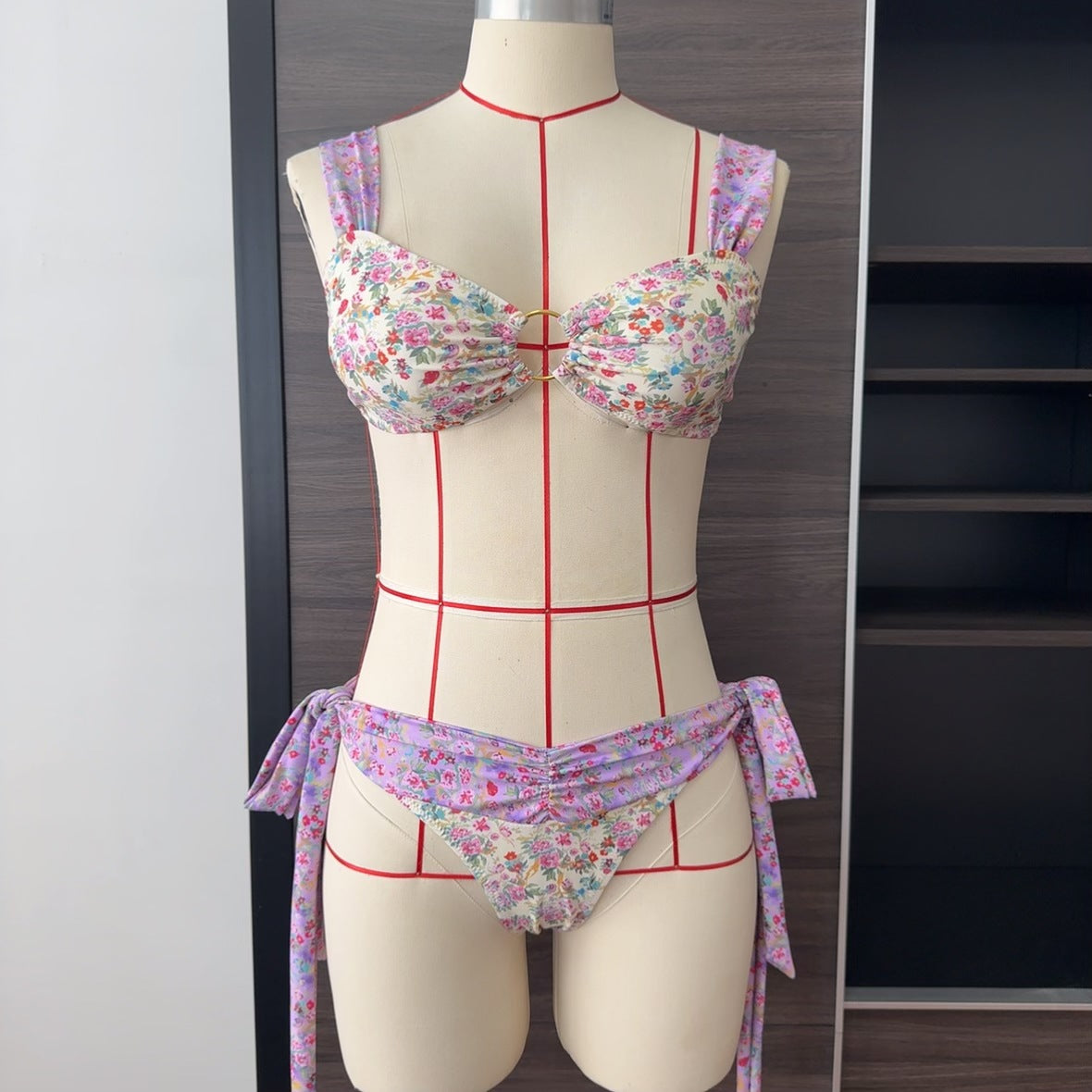 New European and American Floral Ring Strap Bikini Sexy Two-Piece Swimsuit for Women